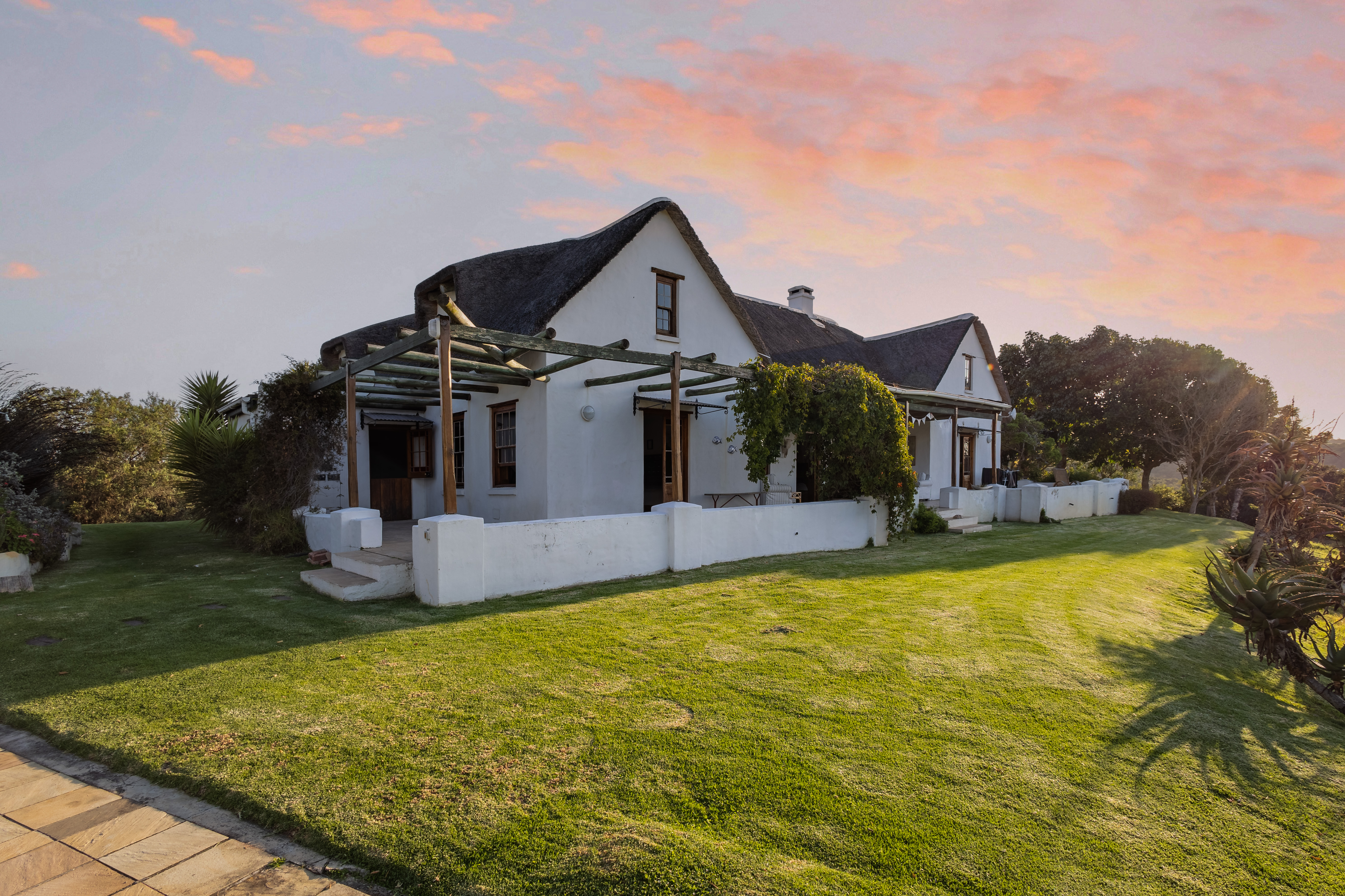 4 Bedroom Property for Sale in The Crags Western Cape